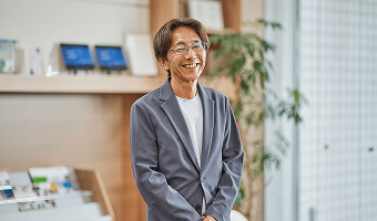 日立システムズ初のAIアンバサダーが語る