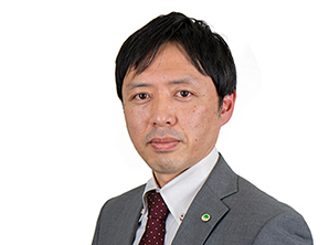 Hiroaki Aoki: A Specialist in Legal Amendments