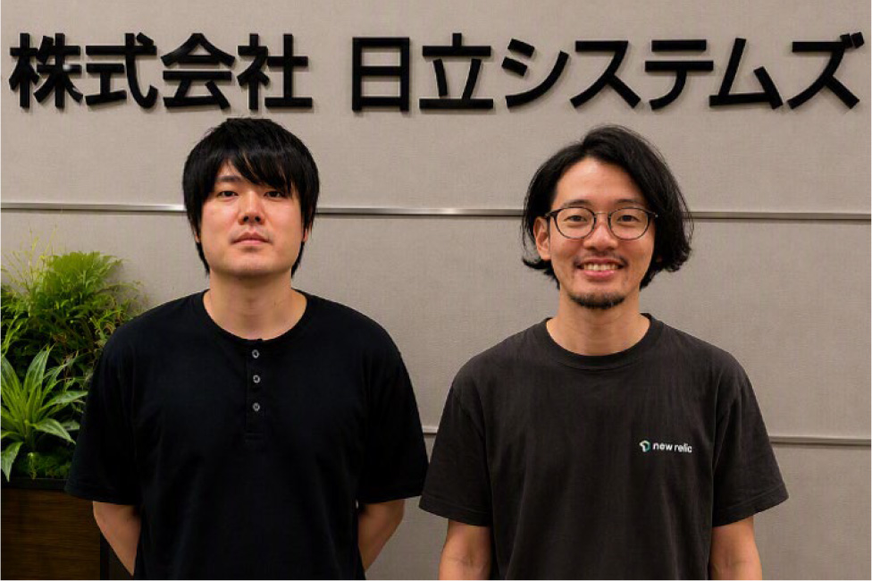 「2026 OCI Top Partner Engineers」に選出された日立システムズの阿部(左)と西田(右)