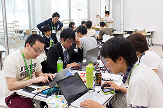 ハッカソンイベント「親子で教育ハック！ R-Stack Hack Day 2017」を開催