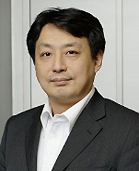 岡本 勝之 氏写真